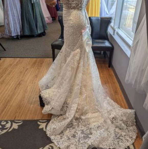 Morilee Wedding dress - Picture 3 of 4